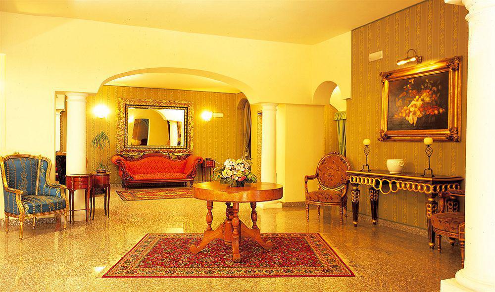 Colonna Palace Hotel Mediterraneo Olbia Dalaman gambar
